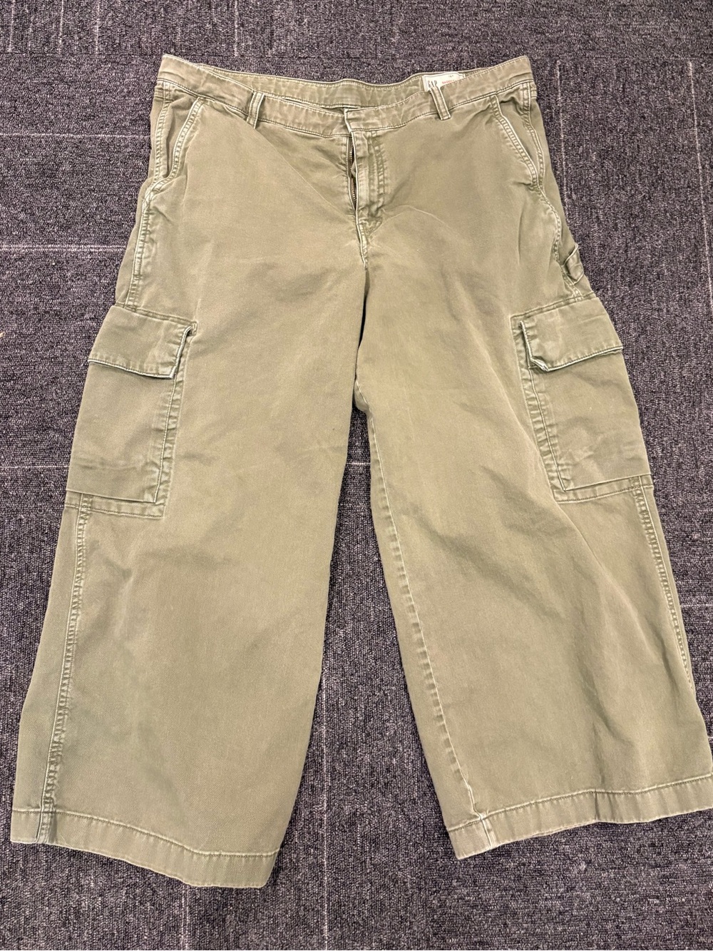 GAP Olive Green Baggy Cargo Pants